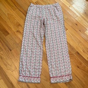 Victoria’s Secret Penguin Lounge/Pajama Bottoms. POCKETS! Size Small. Soft!!